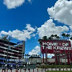 Holiday Inn Express & Suites Tampa Stadium - Airport Area By Ihg