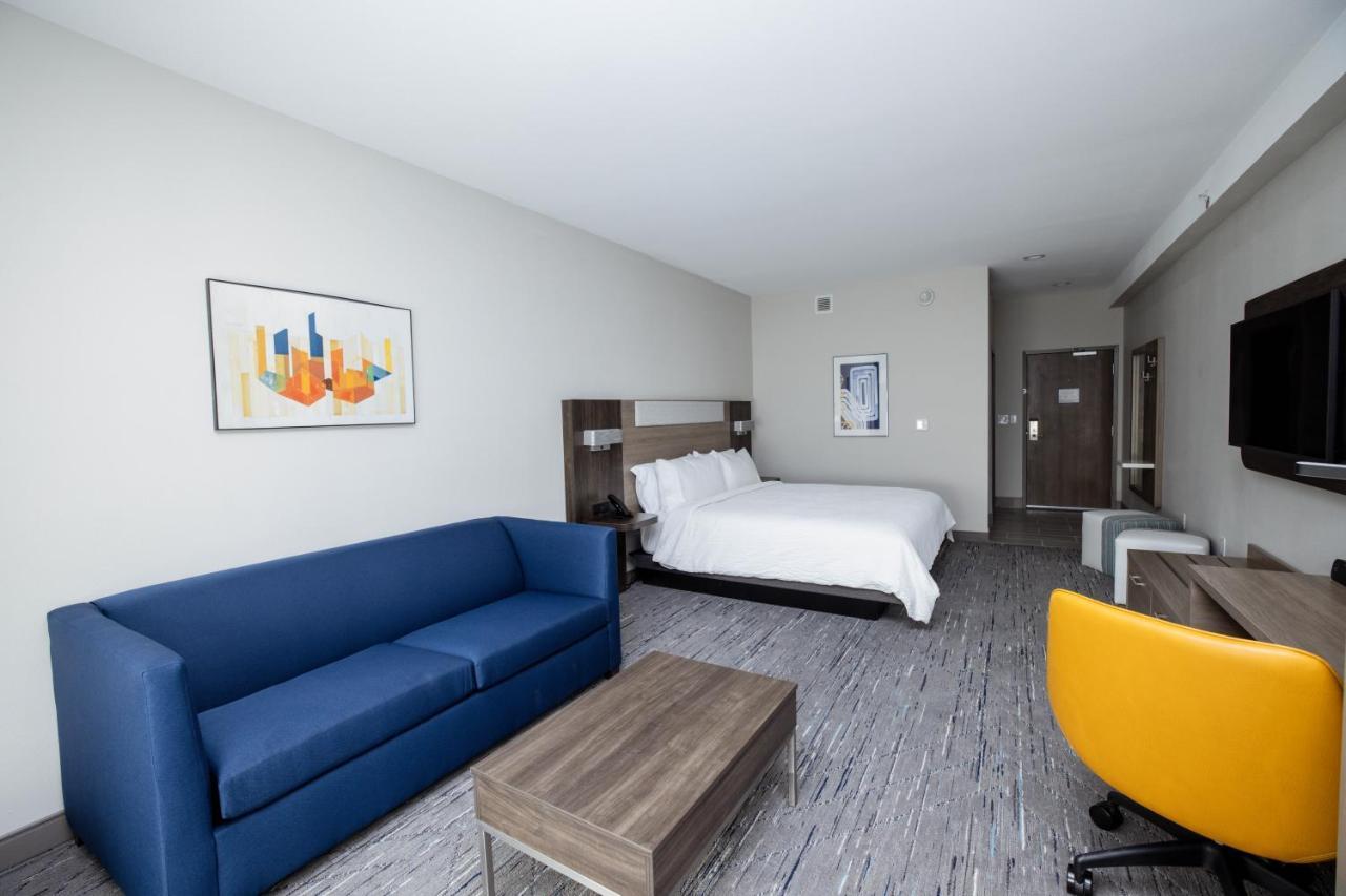 Express & Stadium - Airport Area By Ihg Hotel Tampa