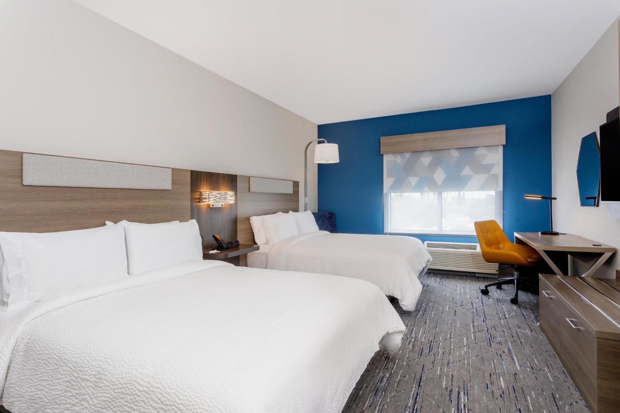 Hotel Express & Stadium - Airport Area By Ihg Tampa