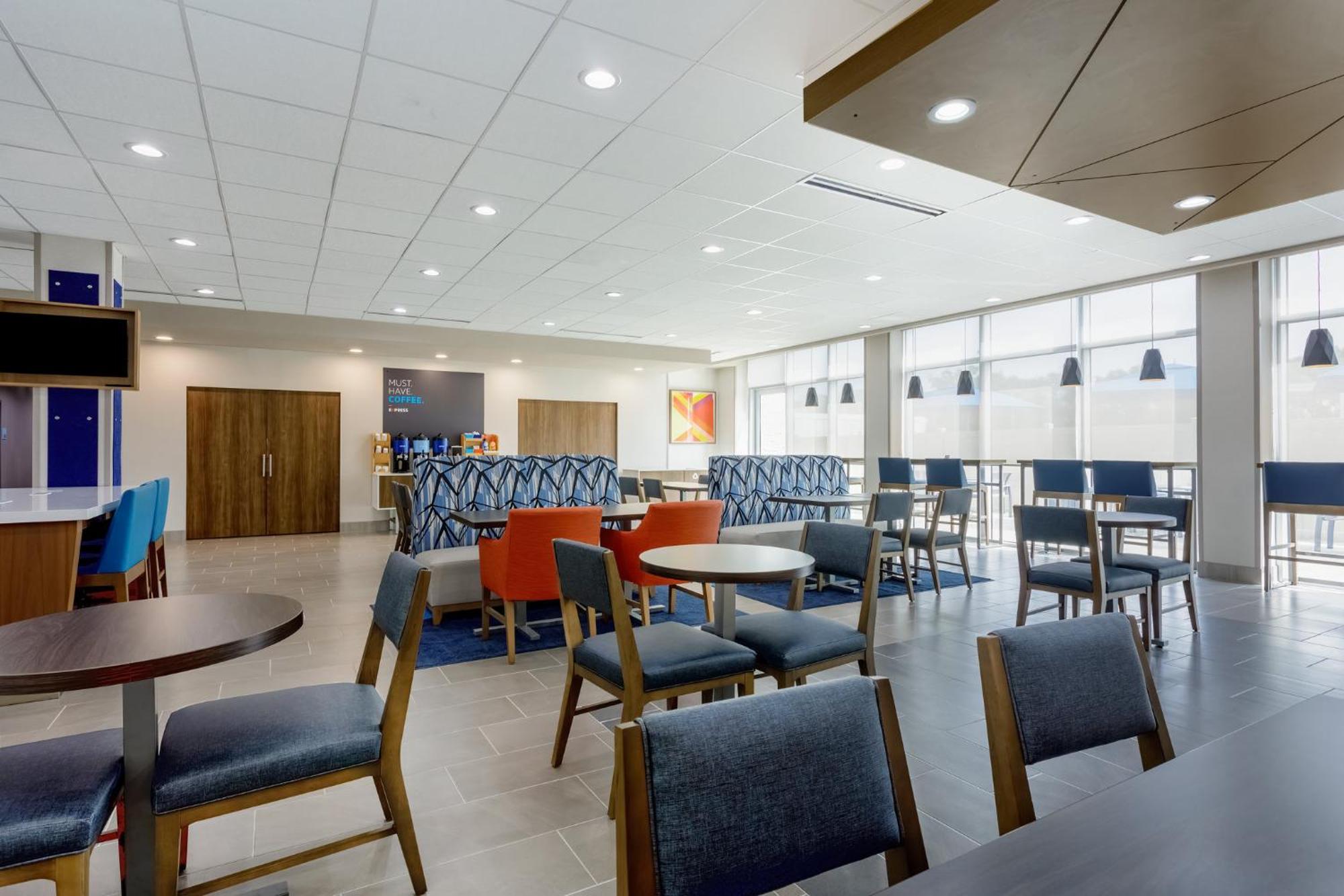 Express & Stadium - Airport Area By Ihg 3* Tampa